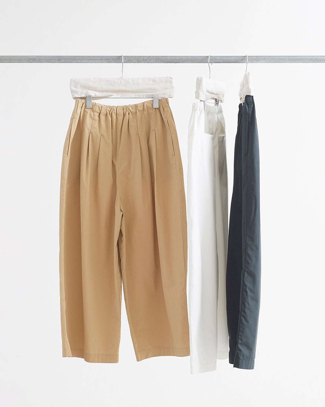 HEAVENLY ヘブンリー］#009Cotton Typewriter Tuck Wide Pants