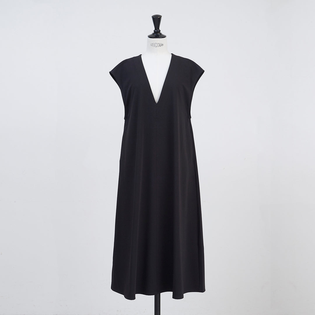 elie tahari ホワイト　メッシュ　ワンピース　vネック ノースリーブ elie tahari ホワイト メッシュ ワンピース vネック ノースリーブ