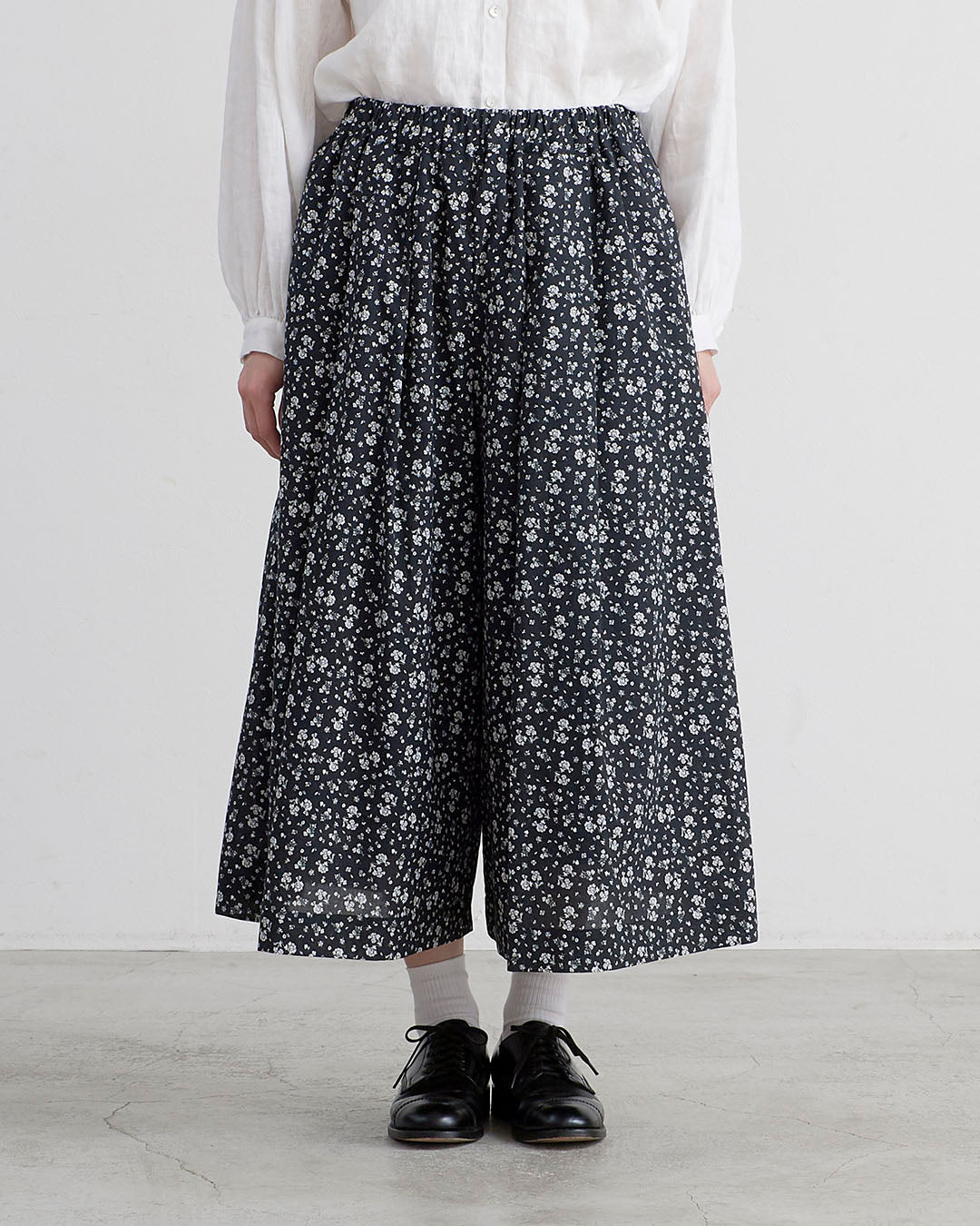HEAVENLY ヘブンリー］ #008 60s Lawn Flower Print Gaucho Pants