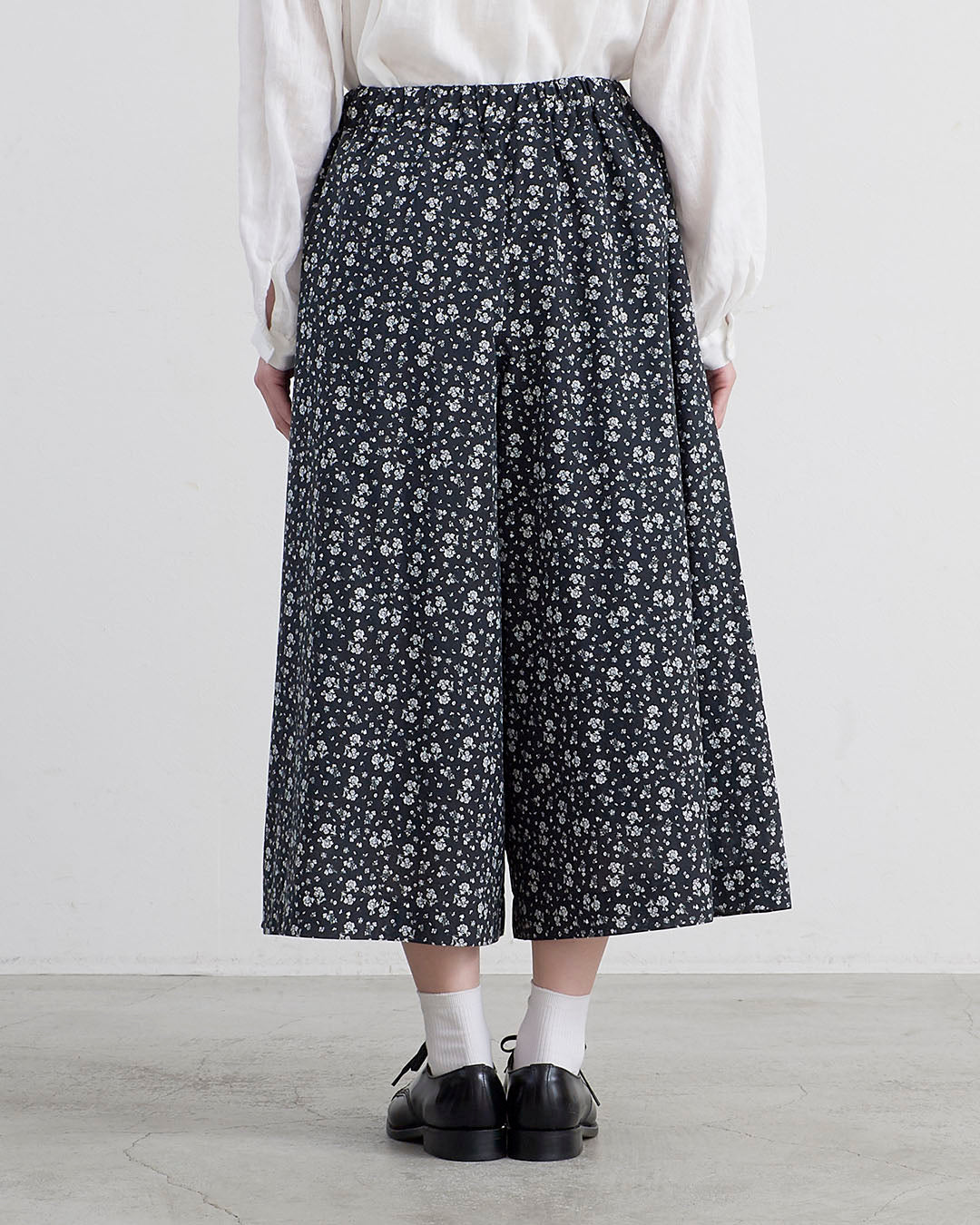 HEAVENLY ヘブンリー］ #008 60s Lawn Flower Print Gaucho