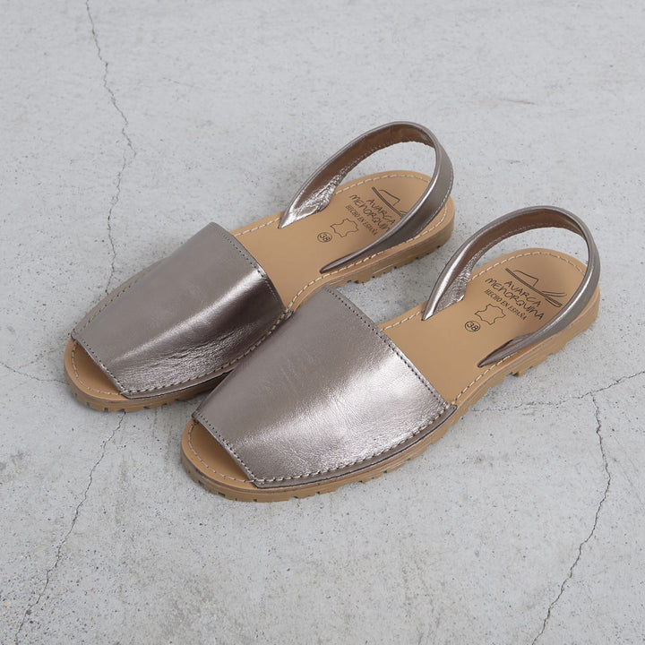 AVARCA MENORQUINA アバルカメノルクイナ］ Backstrap Flat