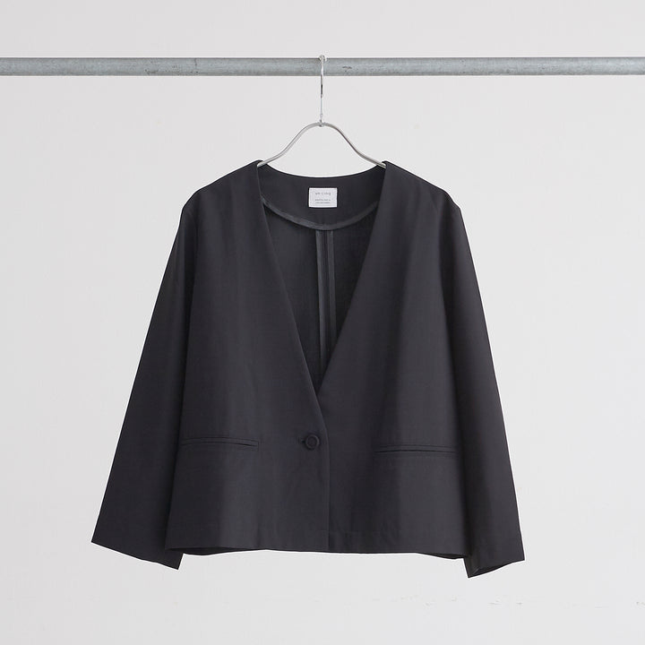 un cinq アンサンク］ #25-07 Tropical V-neck Jacket