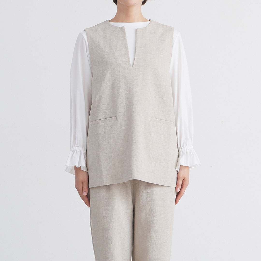 un cinq アンサンク］ #25-11 Crepe Keyneck Vest クレープ キーネック
