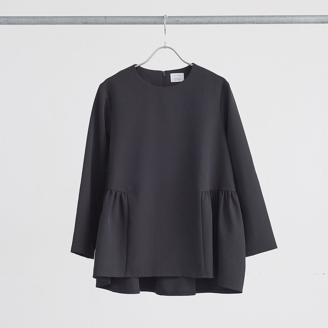 un cinq アンサンク］ #25-14 Stretch Double Cloth Peplum