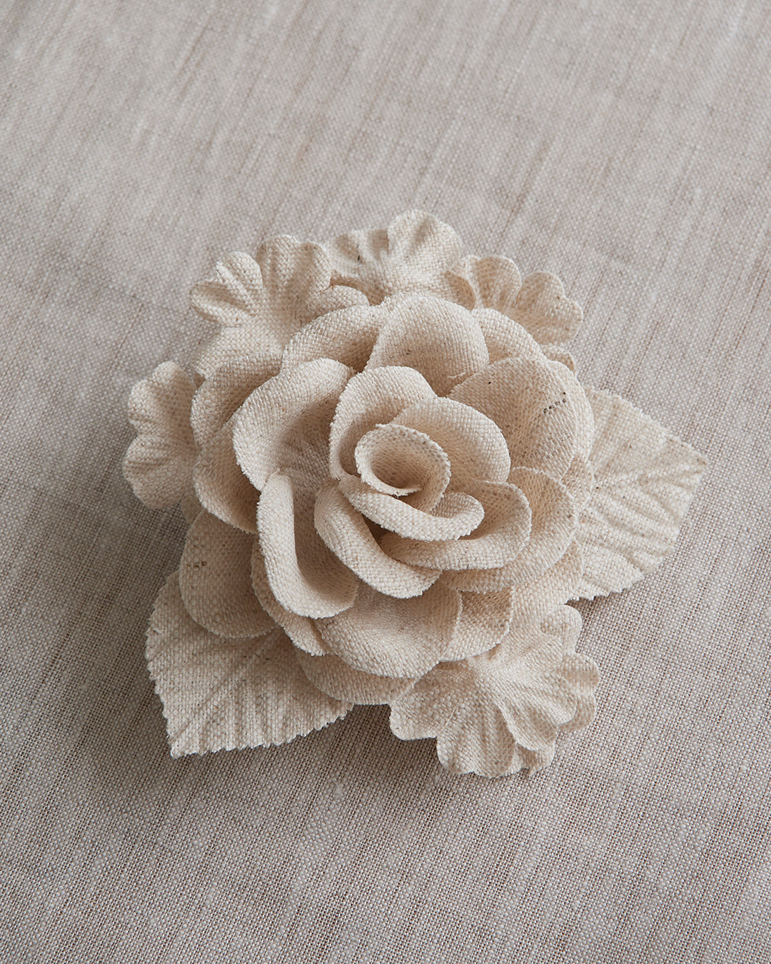 un cinq アンサンク］ #26-22 Linen Corsage W.Rose リネン コサージュ